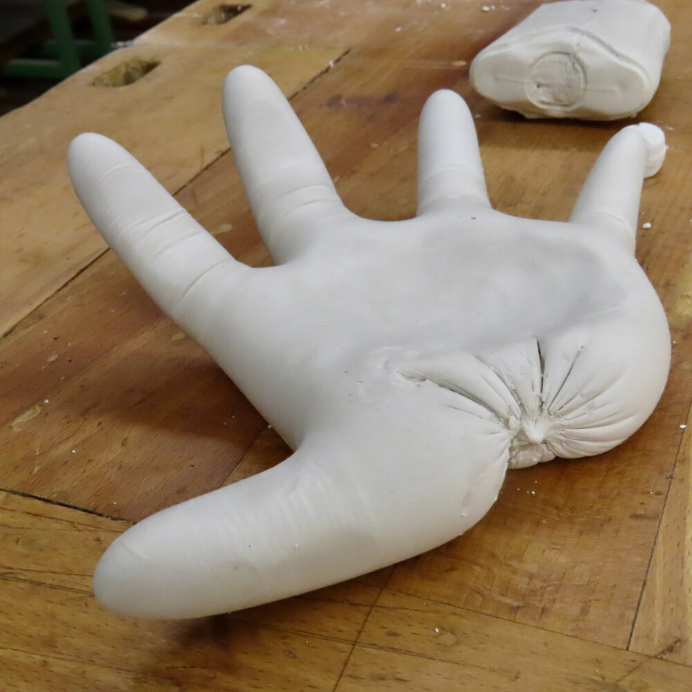 Handschuh Gipsguss